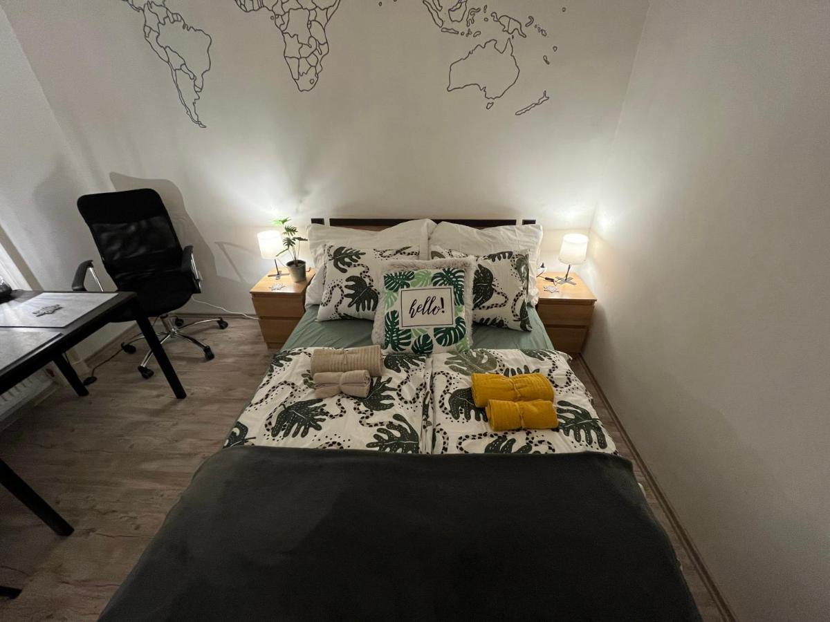 Garibaldik Apartman Budapest Esterno foto