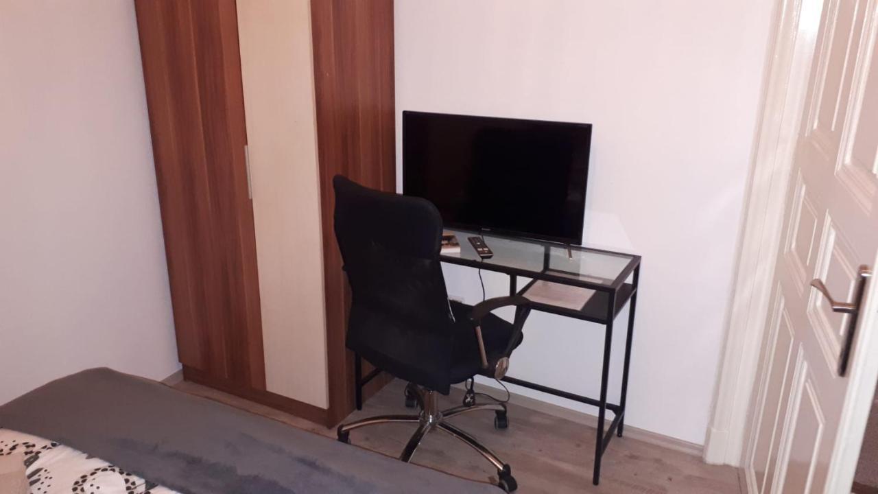 Garibaldik Apartman Budapest Esterno foto